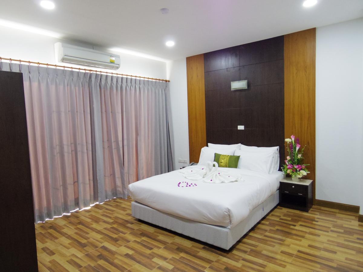 The Sr Residence Lampang Exteriör bild